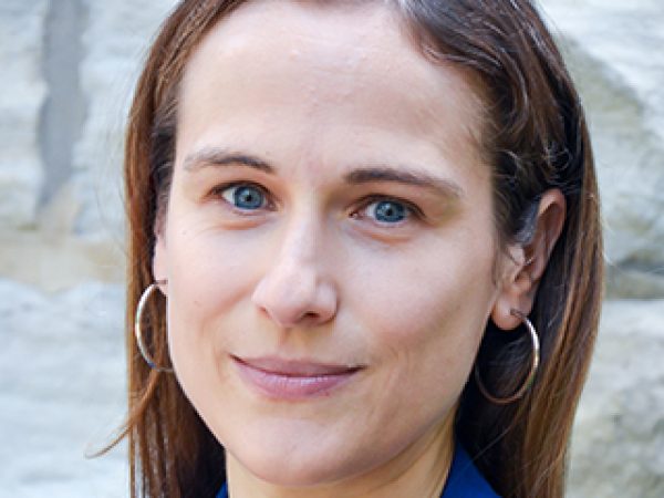 Headshot of Anna Galland